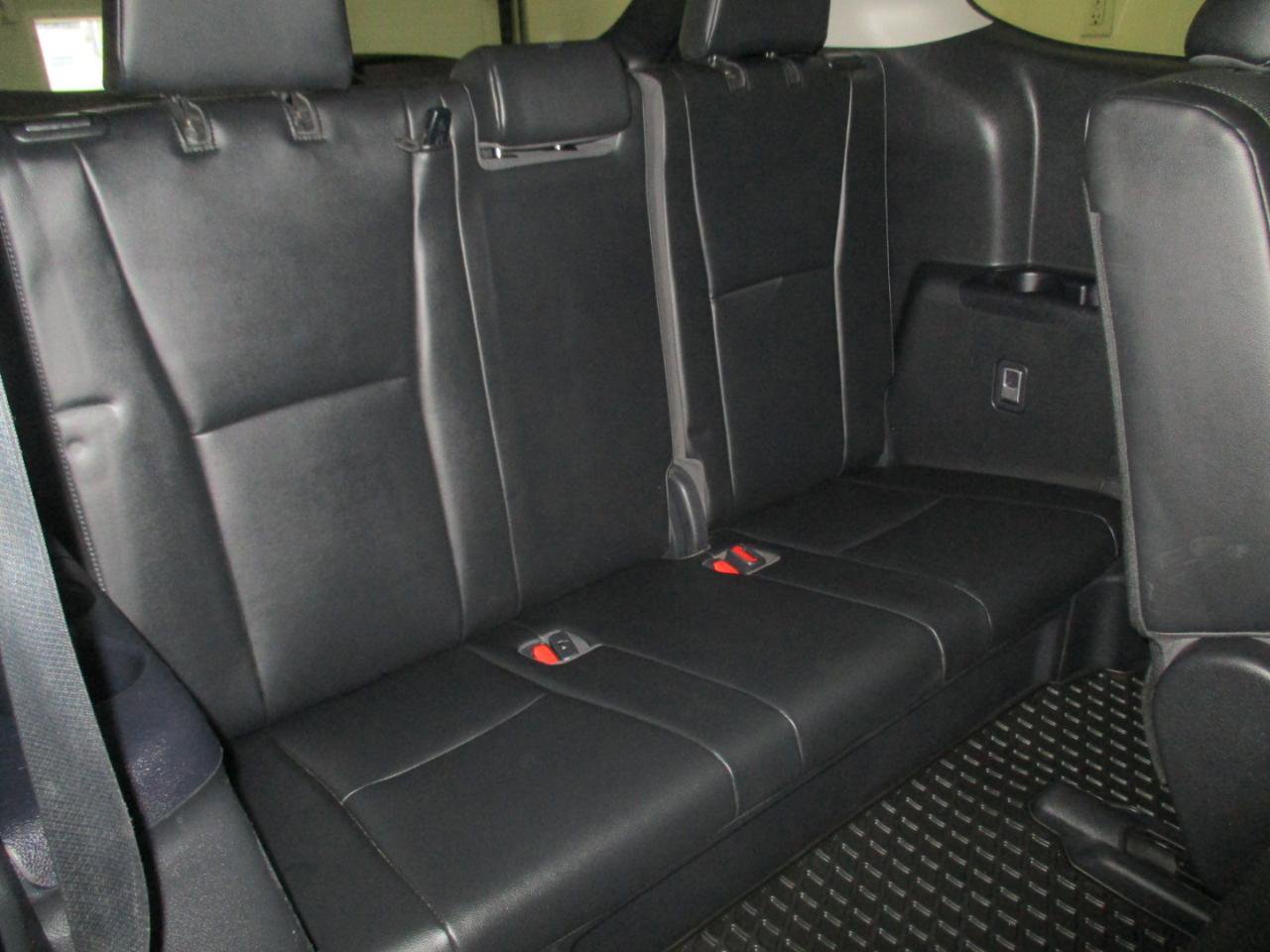 Used 2022 Toyota Highlander Limited AWD/4WD image 15