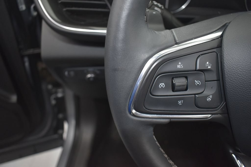 Used 2022 Buick Envision Preferred AWD/4WD image 20