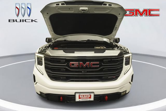 Used 2023 GMC Sierra 1500 AT4 AWD/4WD image 9