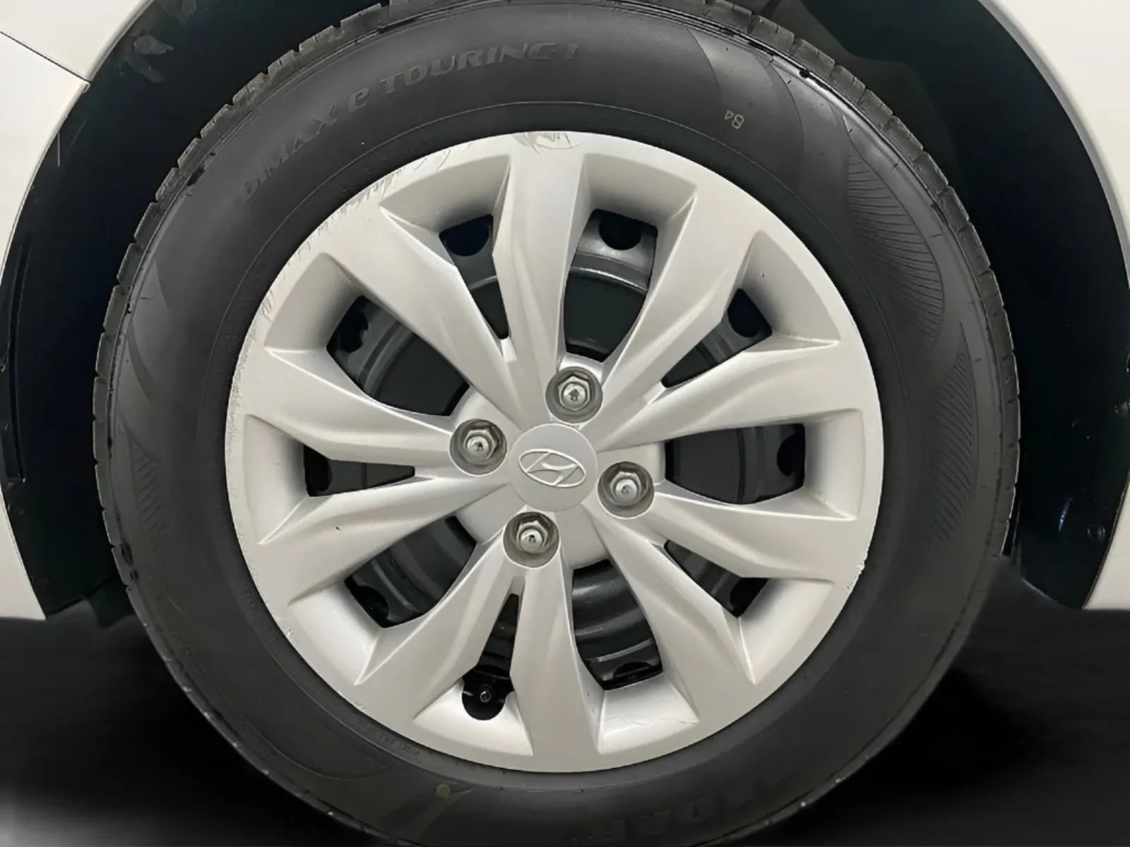 Used 2020 Hyundai Accent SE FWD image 25