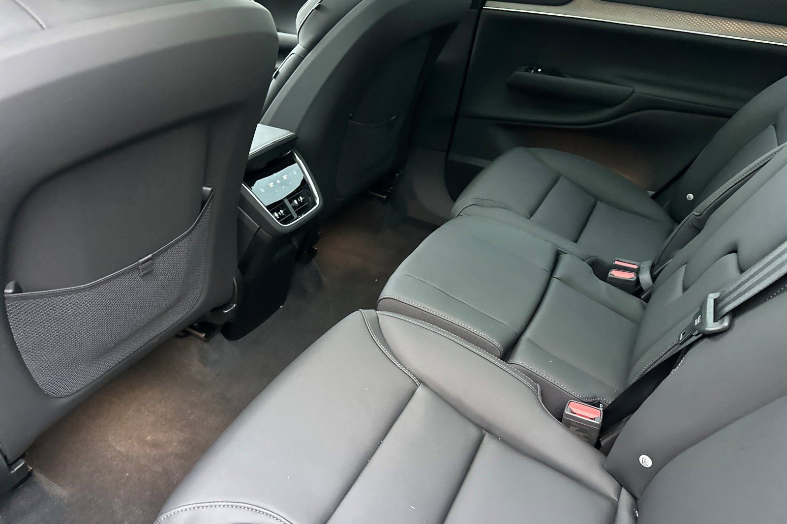 New 2025 Volvo EX90 Ultra AWD/4WD image 4