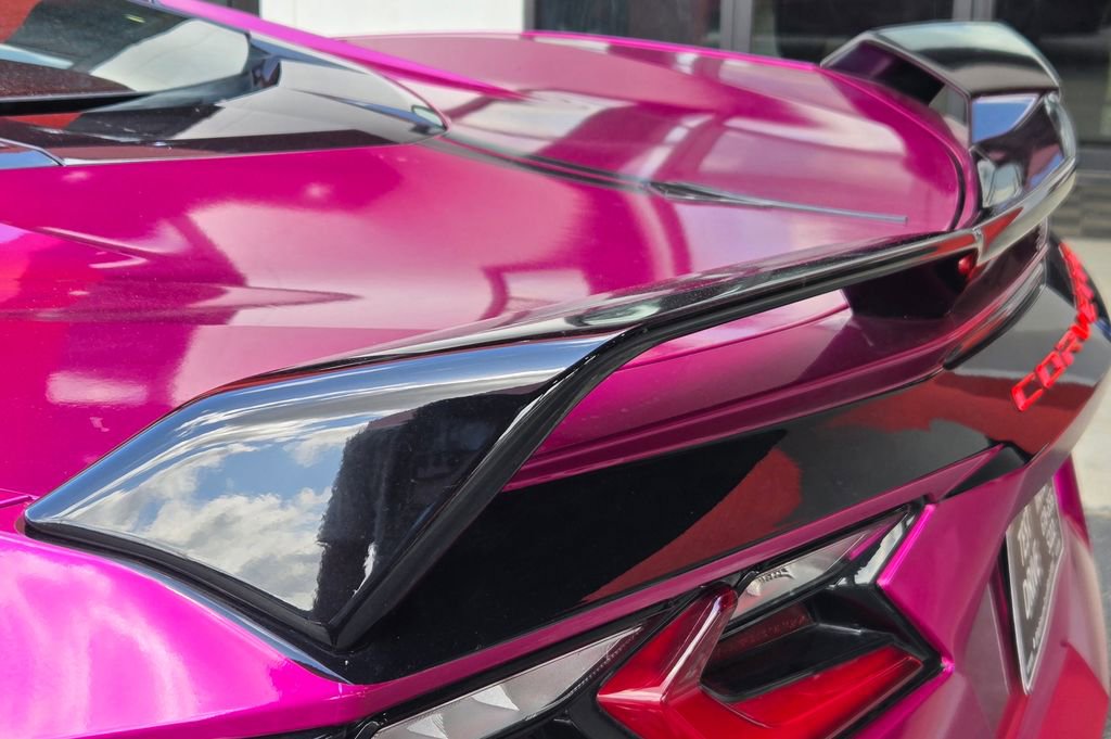 Used 2022 Chevrolet Corvette Stingray Preferred Cpe w/ Z51 Performance Package RWD image 8