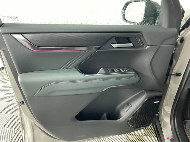 New 2026 GMC Acadia AT4 w/ Luxury Package AWD/4WD image 8