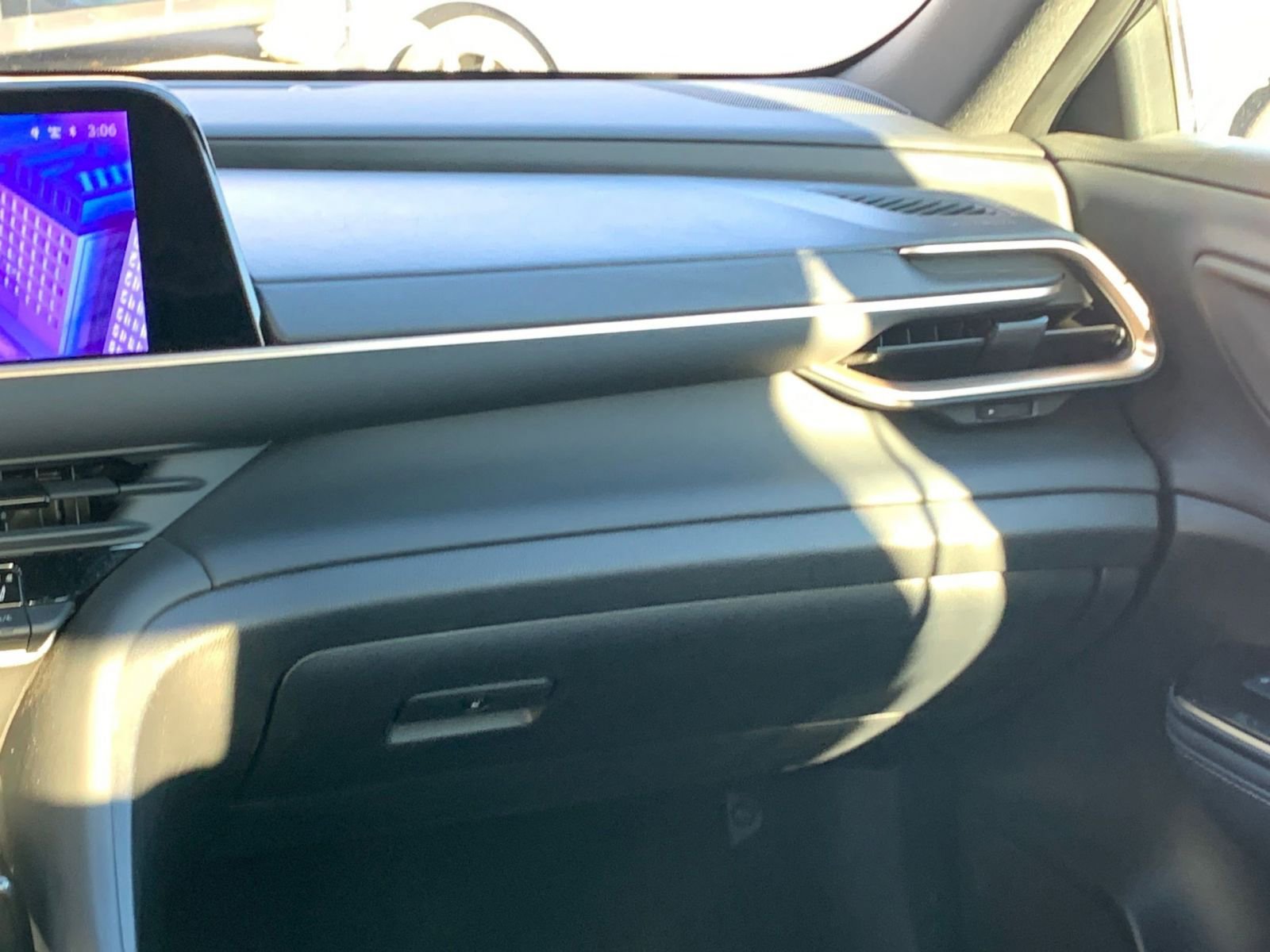 Used 2025 Toyota Crown XLE image 35