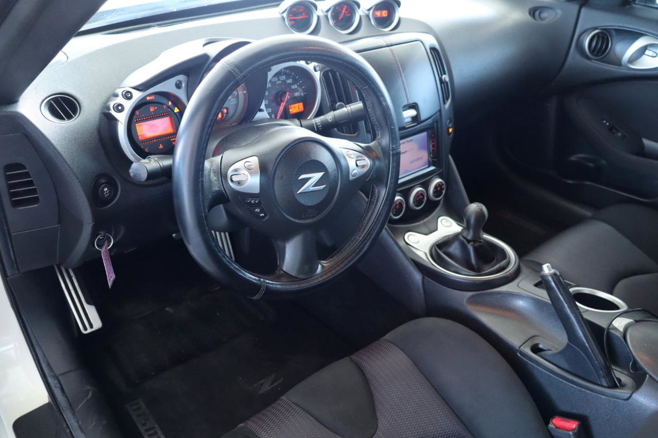 Used 2013 Nissan 370Z NISMO w/ Bose Pkg image 15
