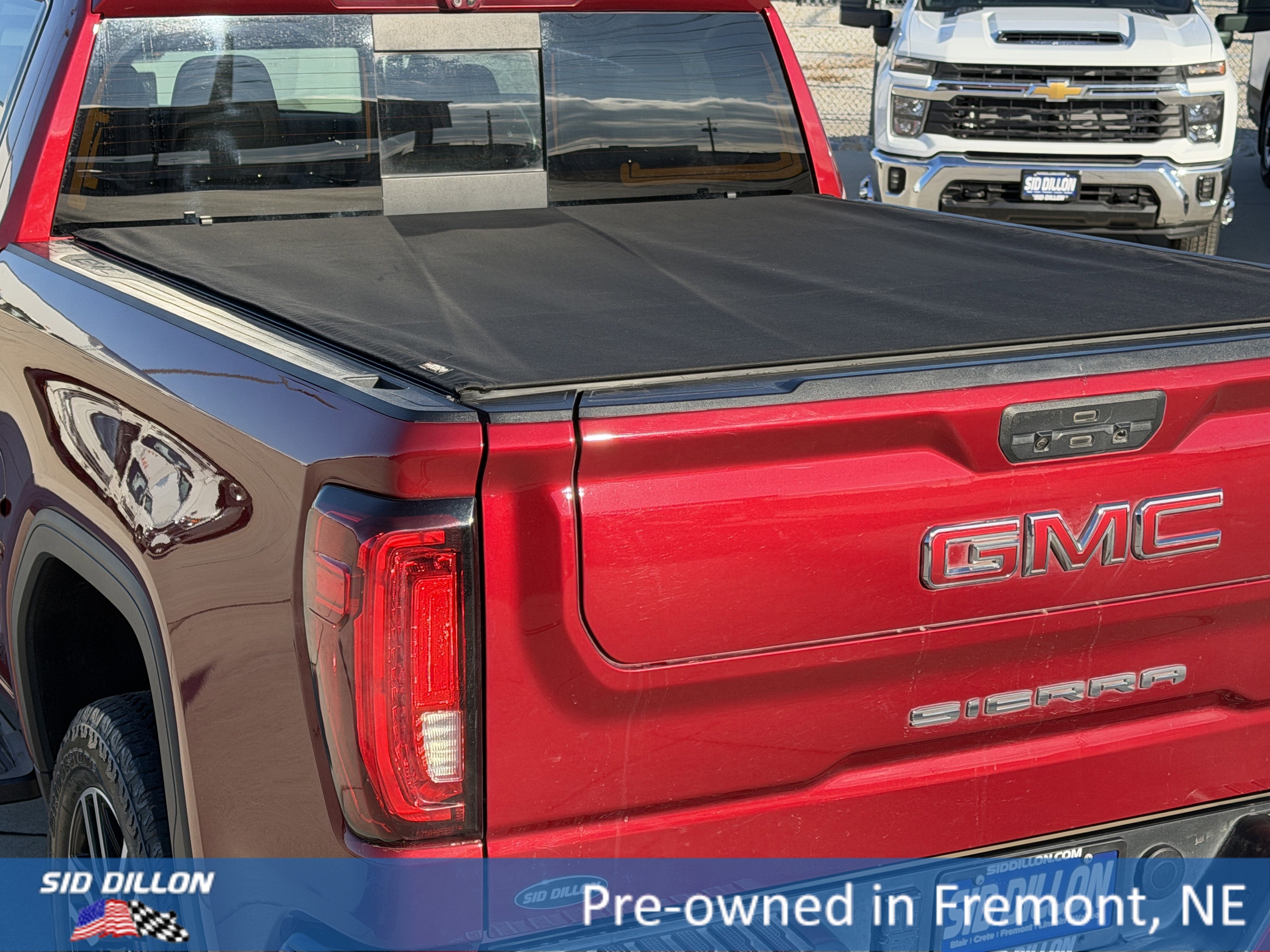 Used 2020 GMC Sierra 1500 AT4 w/ AT4 Premium Package AWD/4WD image 5