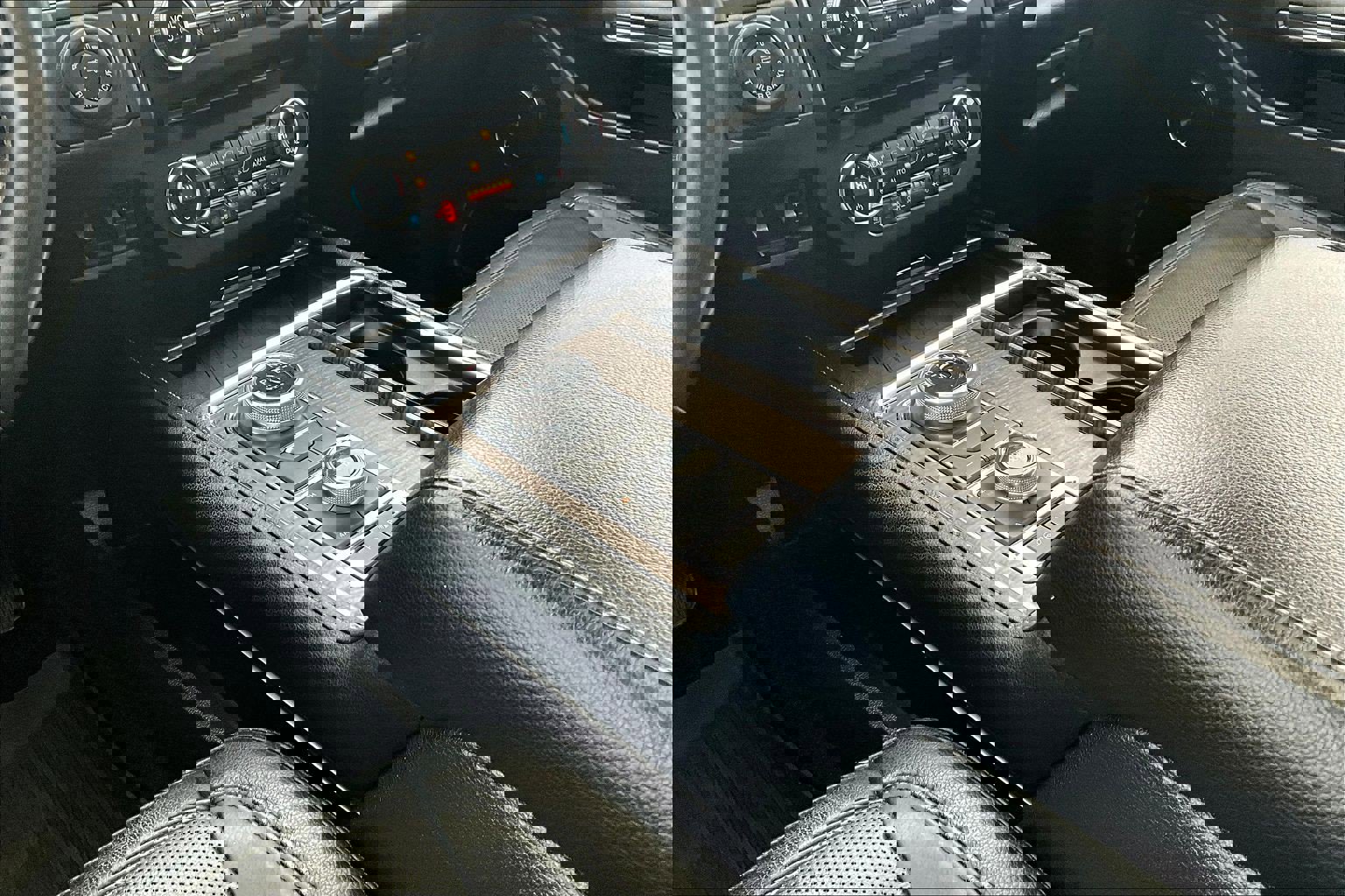 Used 2018 Ford Expedition Max Limited w/ Equipment Group 302A image 19