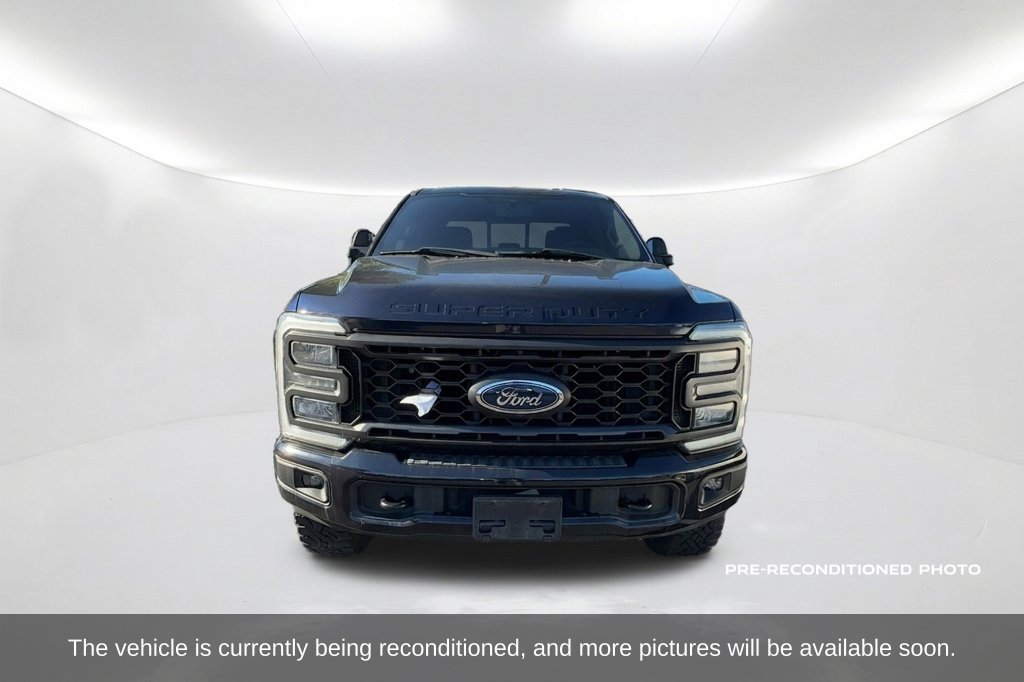 Used 2024 Ford F350 XLT w/ Tremor Off-Road Package AWD/4WD image 2