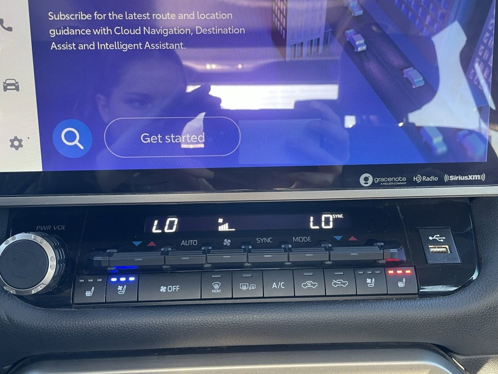 Used 2022 Toyota Tundra Limited image 16