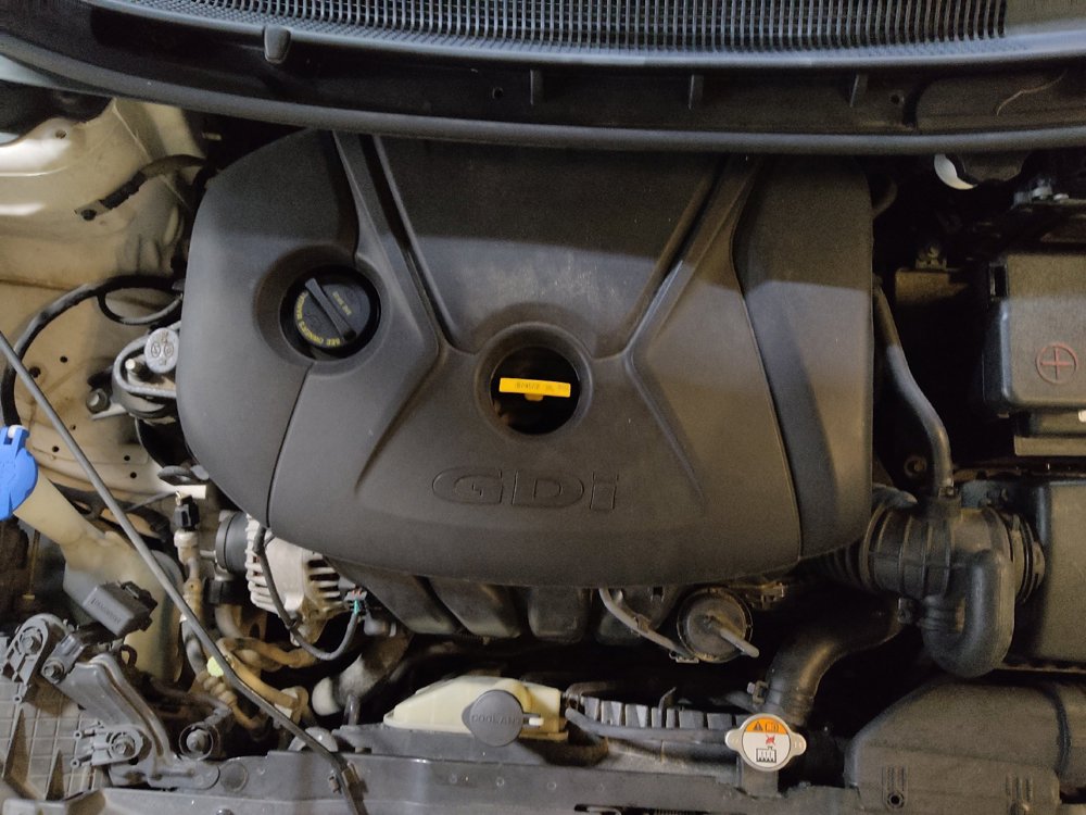 Used 2014 Hyundai Elantra GT FWD image 30