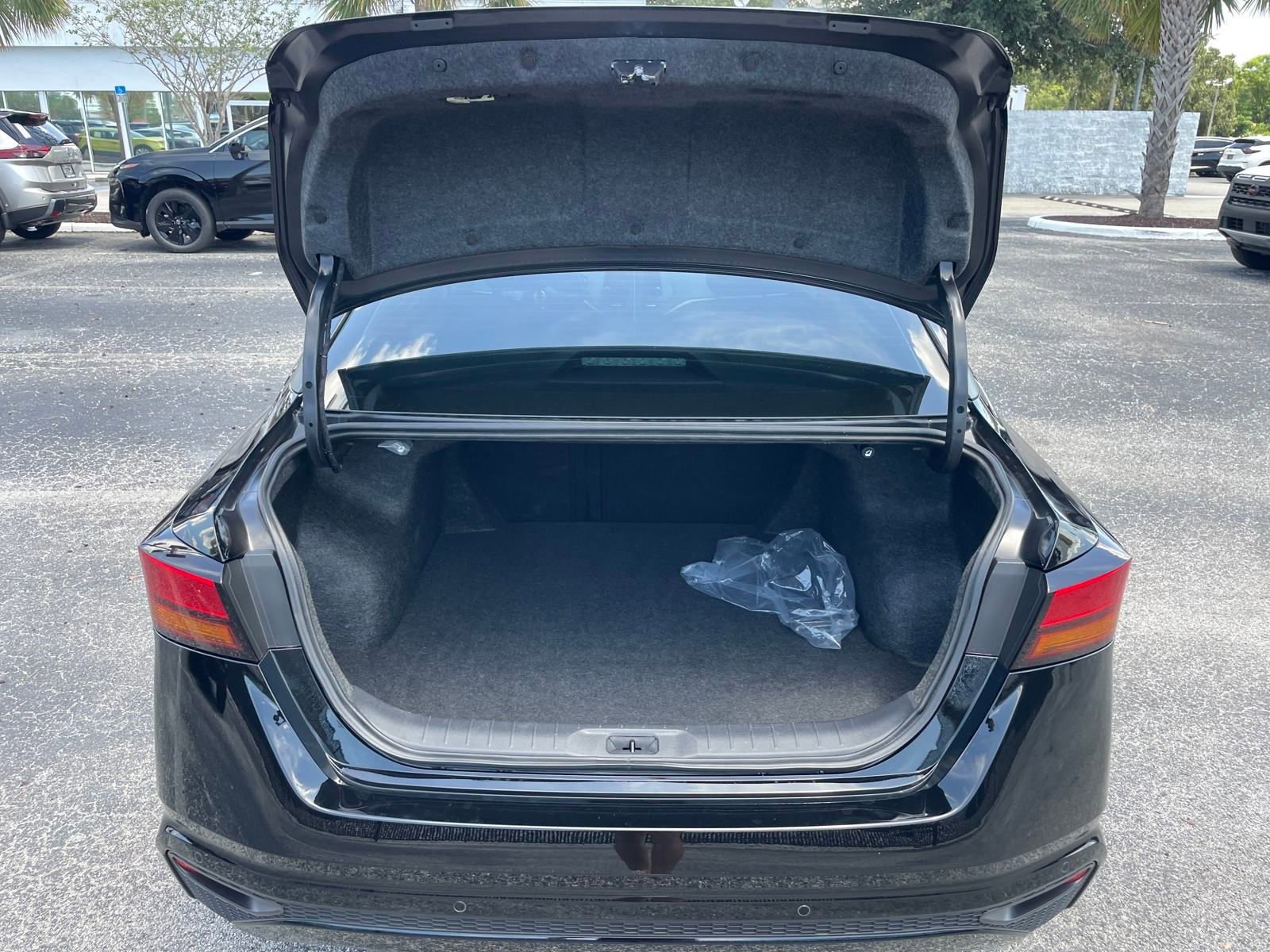 Certified 2025 Nissan Altima 2.5 S image 18