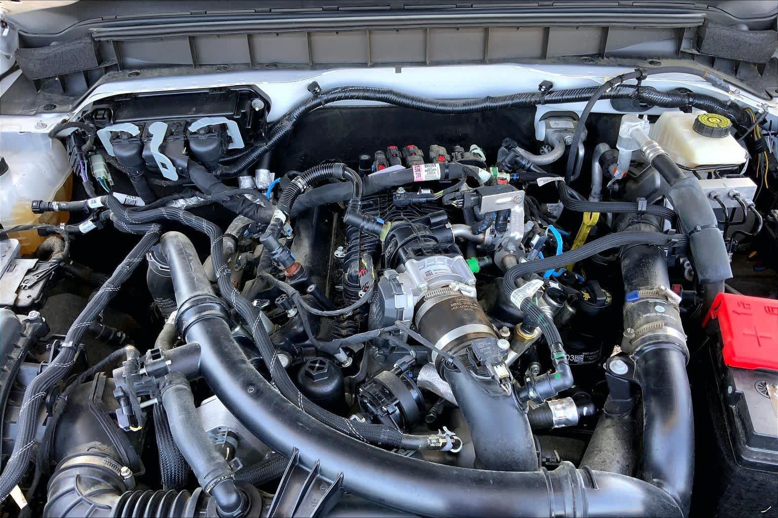 Used 2023 Ford Bronco Wildtrak AWD/4WD image 32