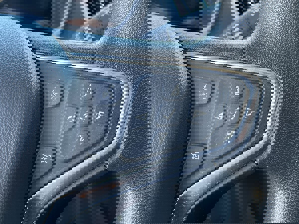 Used 2018 Chevrolet Volt LT image 9