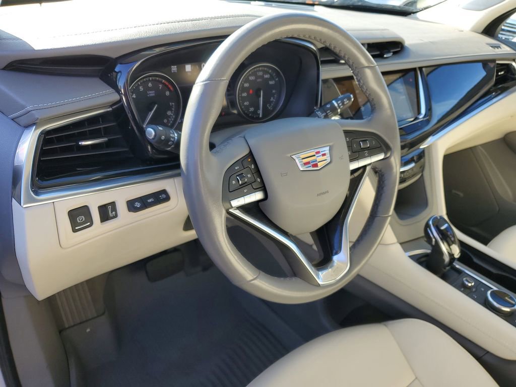 Certified 2024 Cadillac XT6 Premium Luxury w/ Technology Package image 8