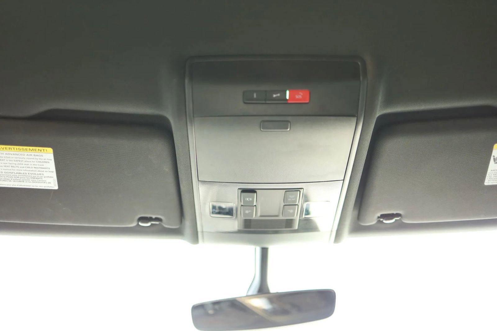 Used 2022 Volkswagen Atlas Cross Sport SE image 40