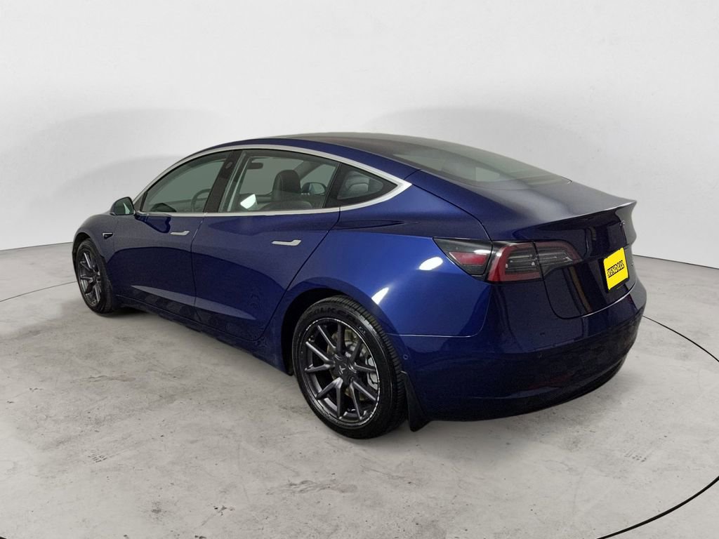 Used 2018 Tesla Model 3 Long Range image 3