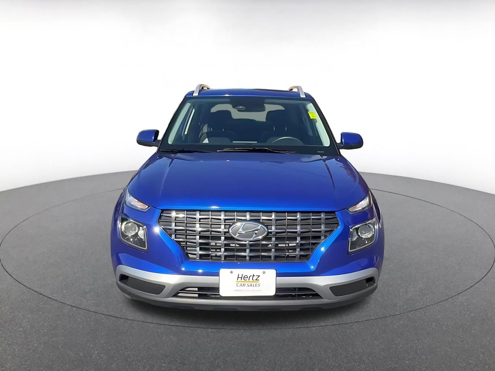 Used 2025 Hyundai Venue SEL image 4