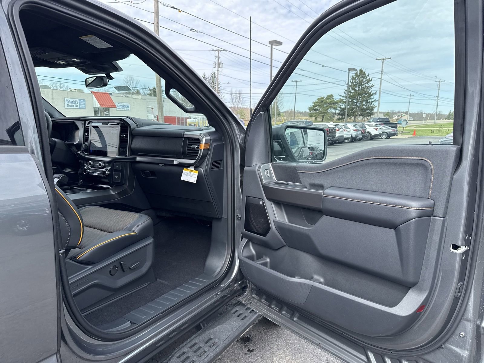 New 2025 Ford F150 Tremor w/ Equipment Group 402A High image 35