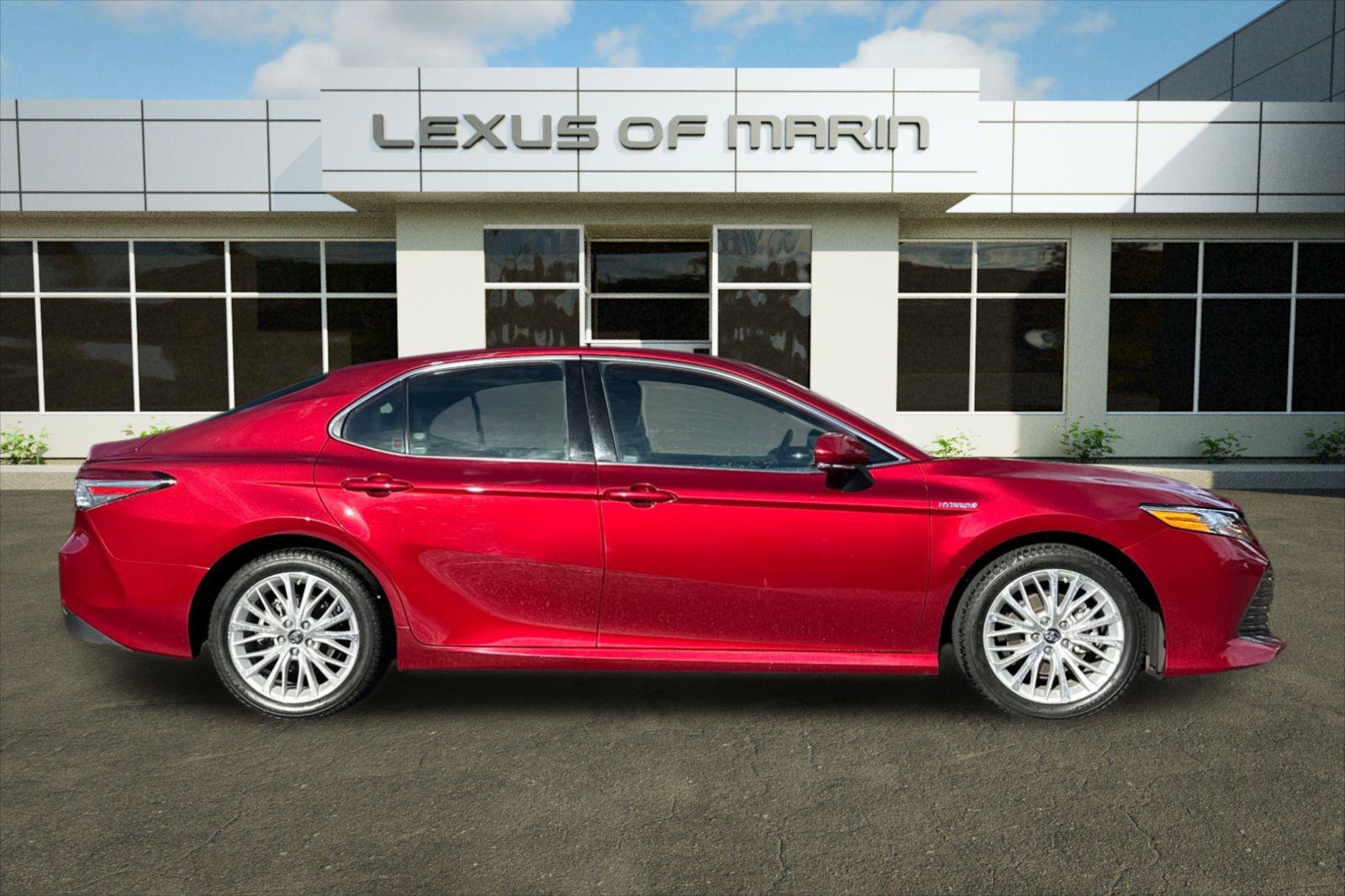 Used 2019 Toyota Camry XLE FWD image 8