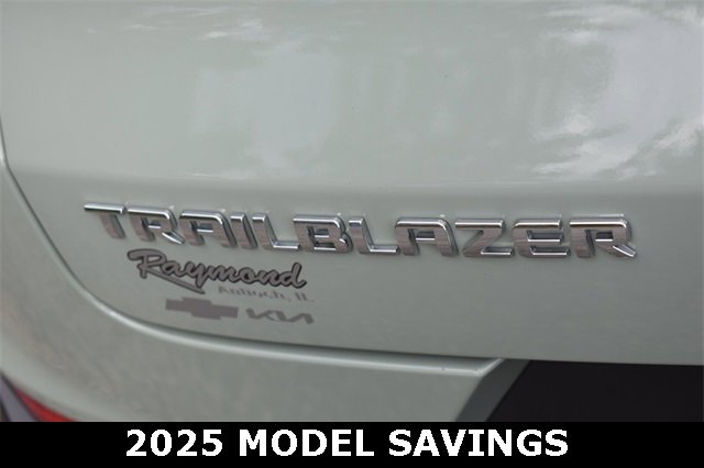 New 2025 Chevrolet TrailBlazer ACTIV w/ Driver Confidence Package image 15