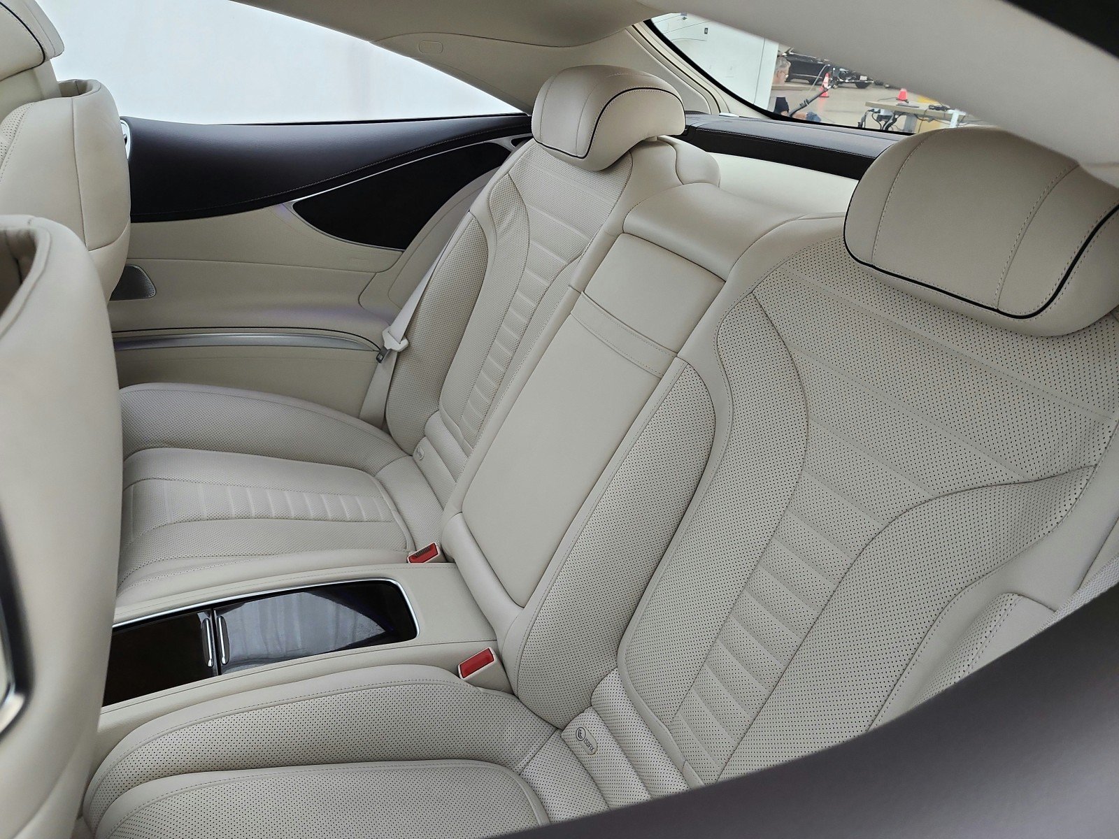 Used 2016 Mercedes-Benz S 550 4MATIC Coupe image 16
