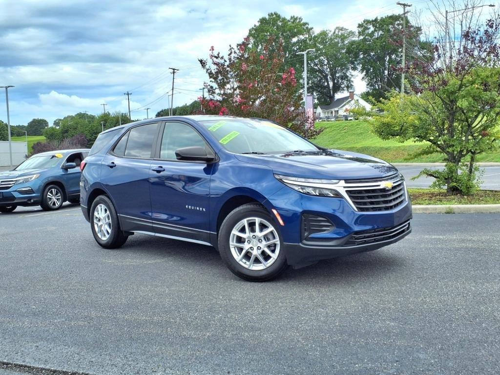 Used 2022 Chevrolet Equinox LS w/ LS Convenience Package