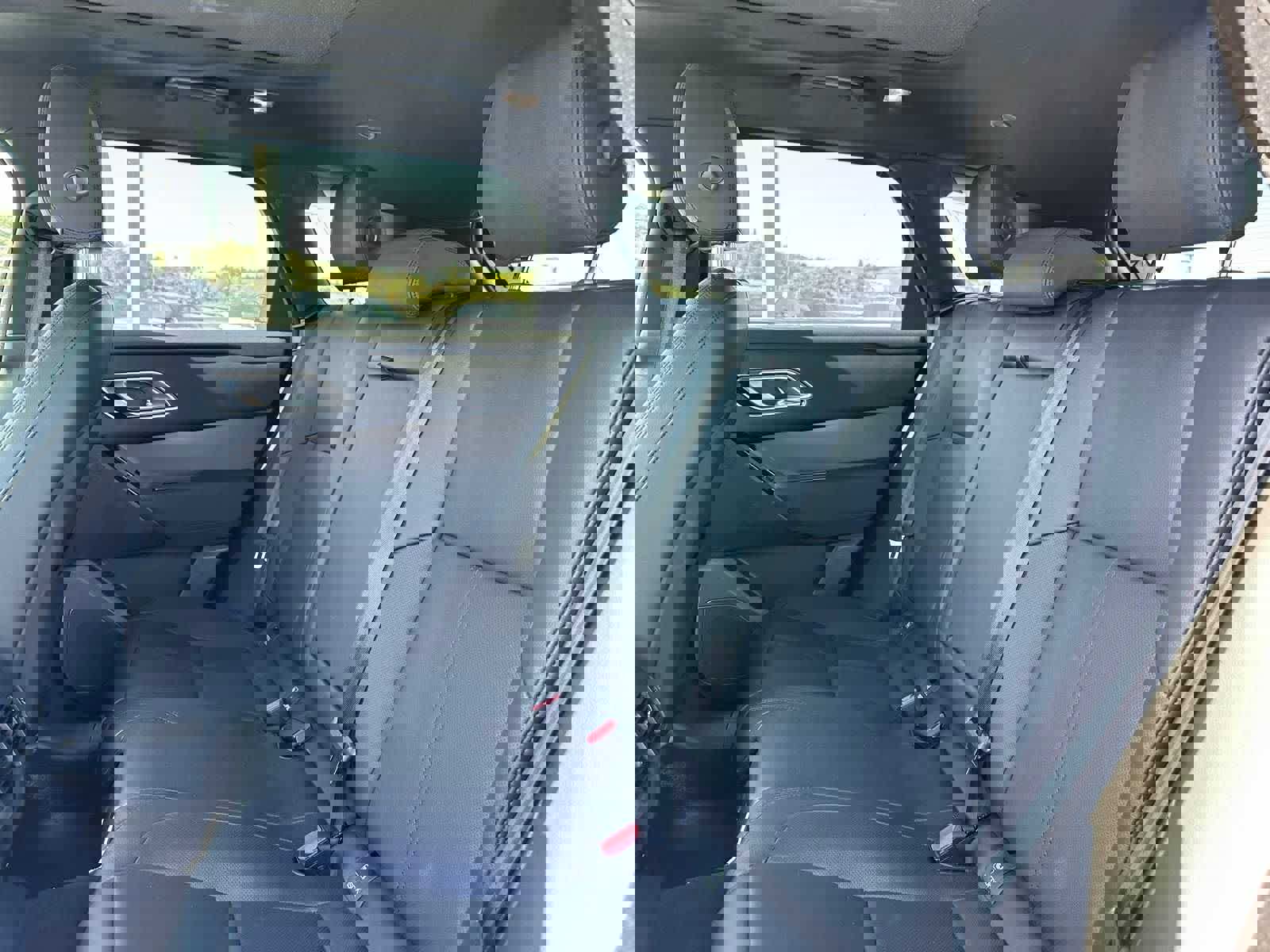 Used 2026 Land Rover Range Rover Velar S image 9