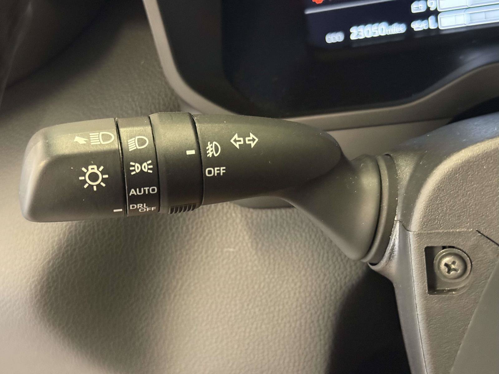 Used 2024 Toyota Tundra Limited AWD/4WD image 30