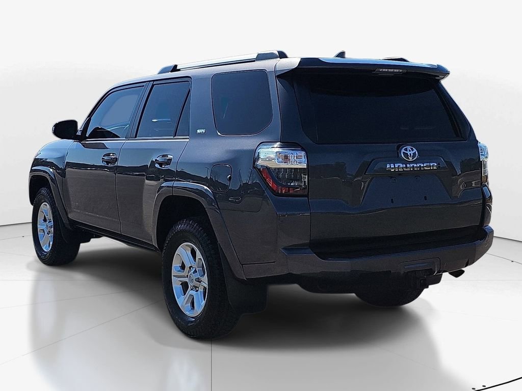 Used 2023 Toyota 4Runner SR5 AWD/4WD image 7