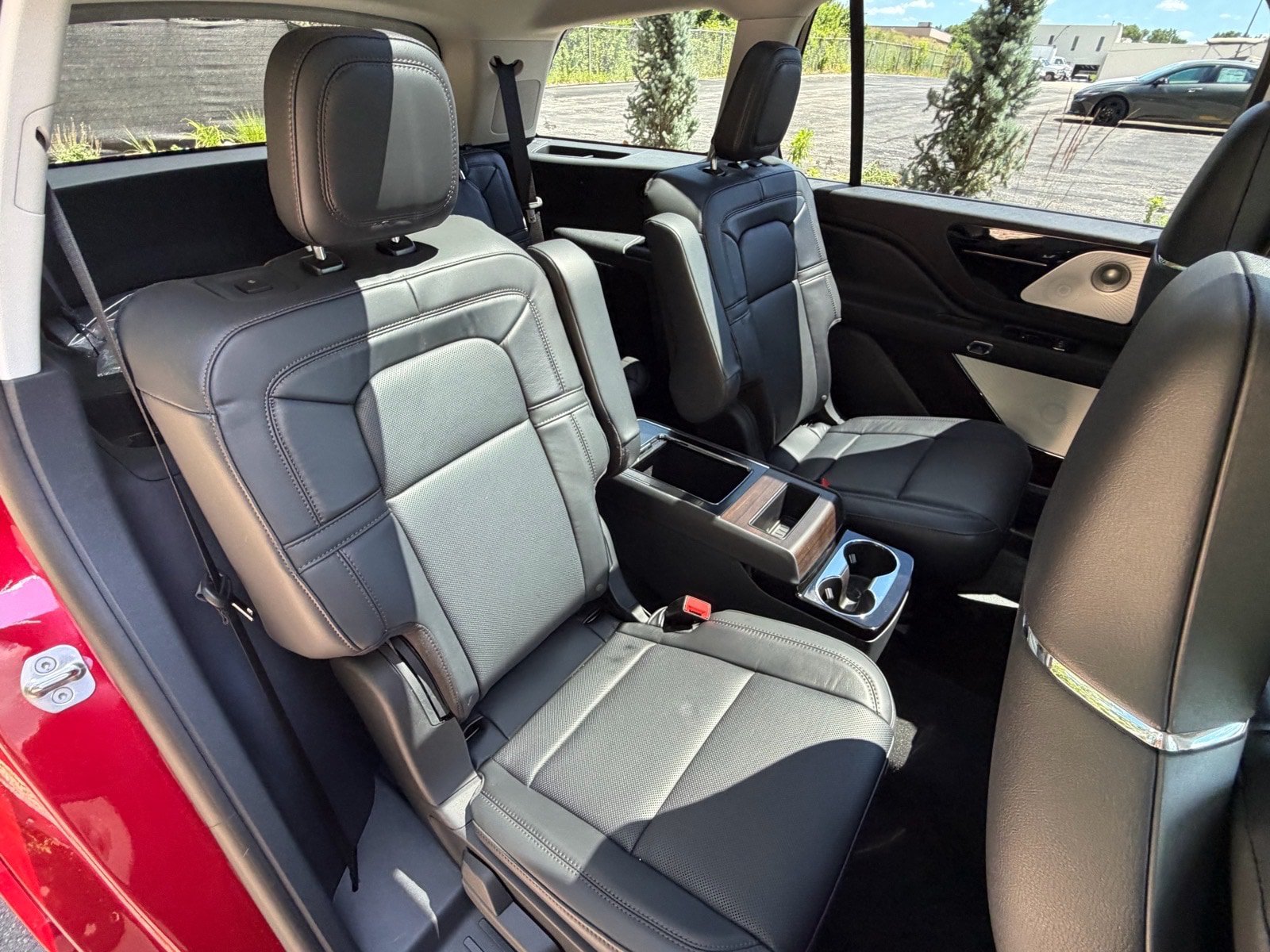 New 2026 Lincoln Aviator Reserve AWD/4WD image 15
