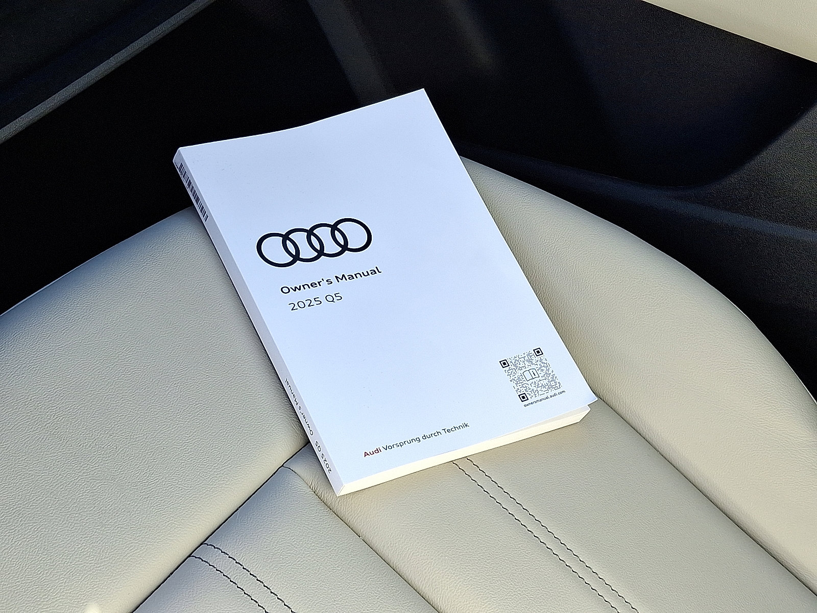 Used 2025 Audi Q5 Premium image 28