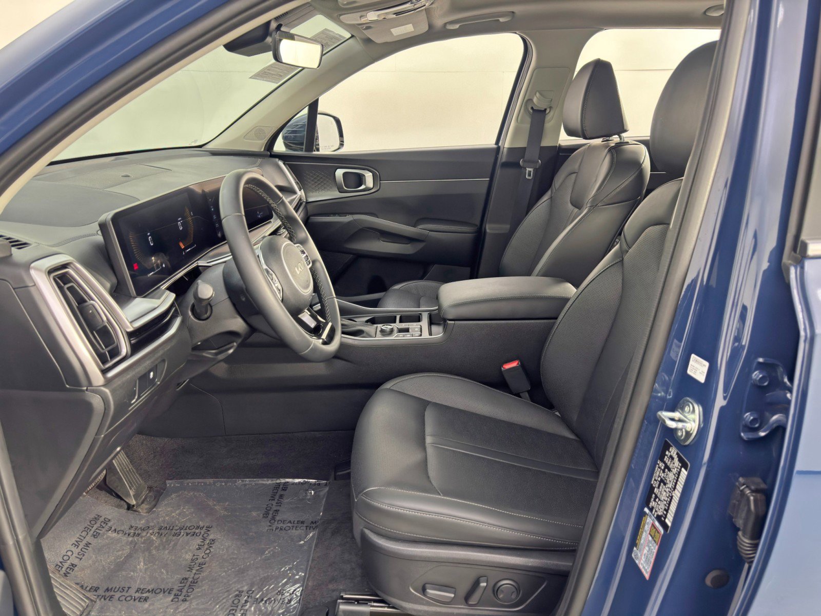 Used 2024 Kia Sorento S w/ Panoramic Sunroof Package AWD/4WD image 16