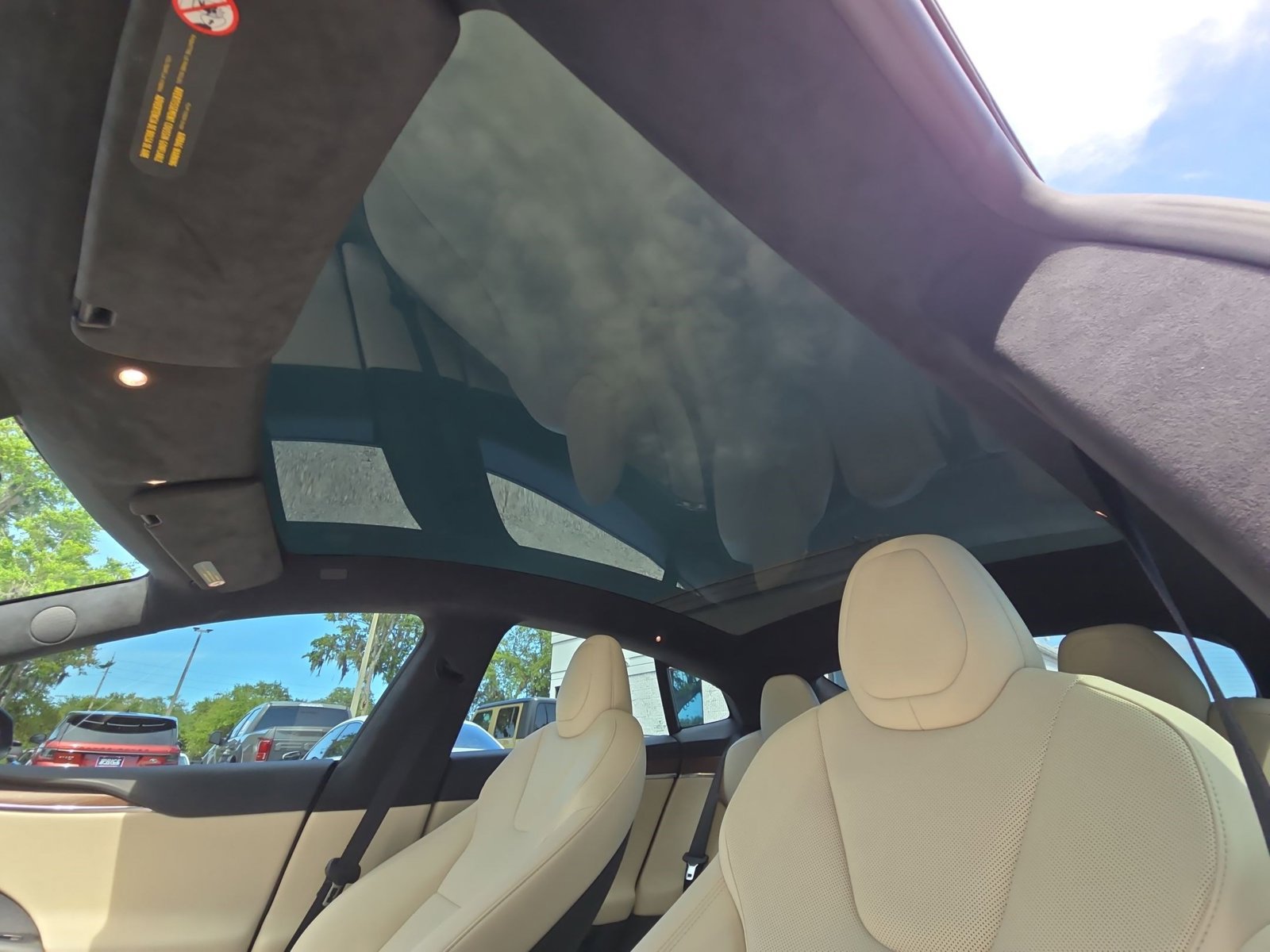 Used 2022 Tesla Model S AWD/4WD image 17