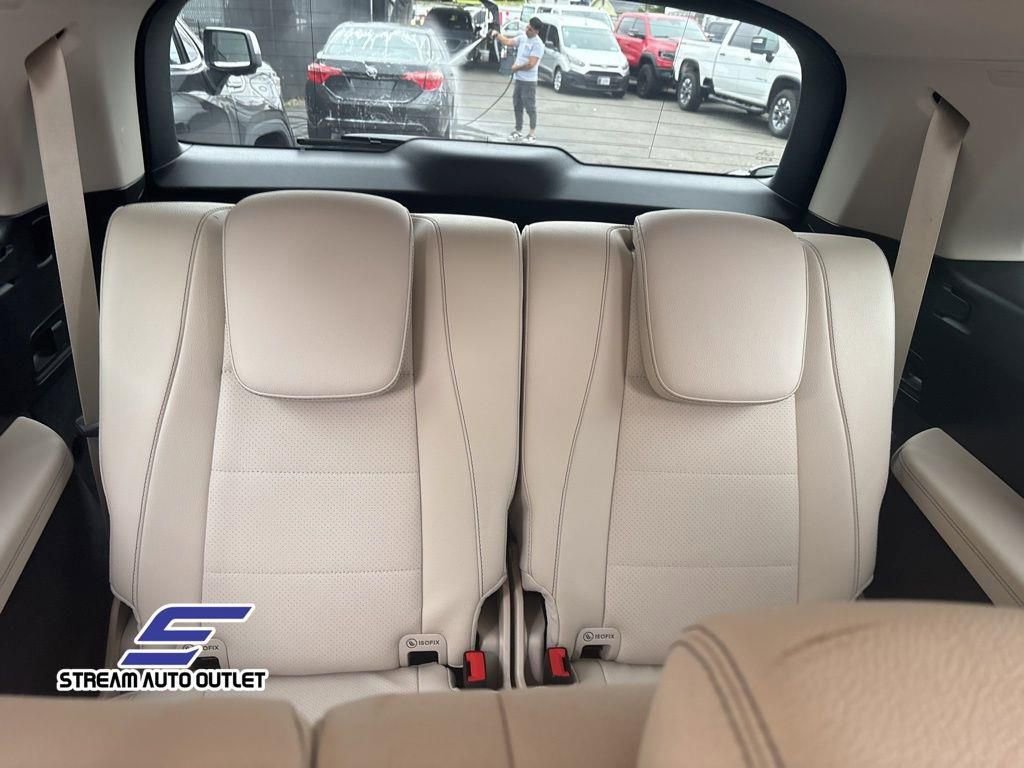 Used 2022 Mercedes-Benz GLS 450 4MATIC image 19