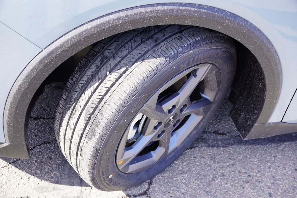 New 2026 Kia K4 LXS image 9