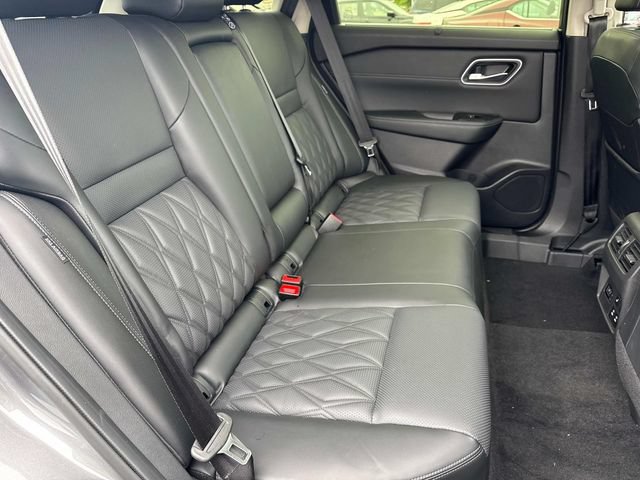 Certified 2026 Nissan Rogue Platinum w/ Platinum Premium Package AWD/4WD image 24