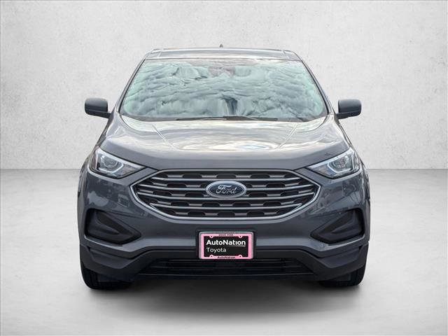 Used 2021 Ford Edge SE image 2