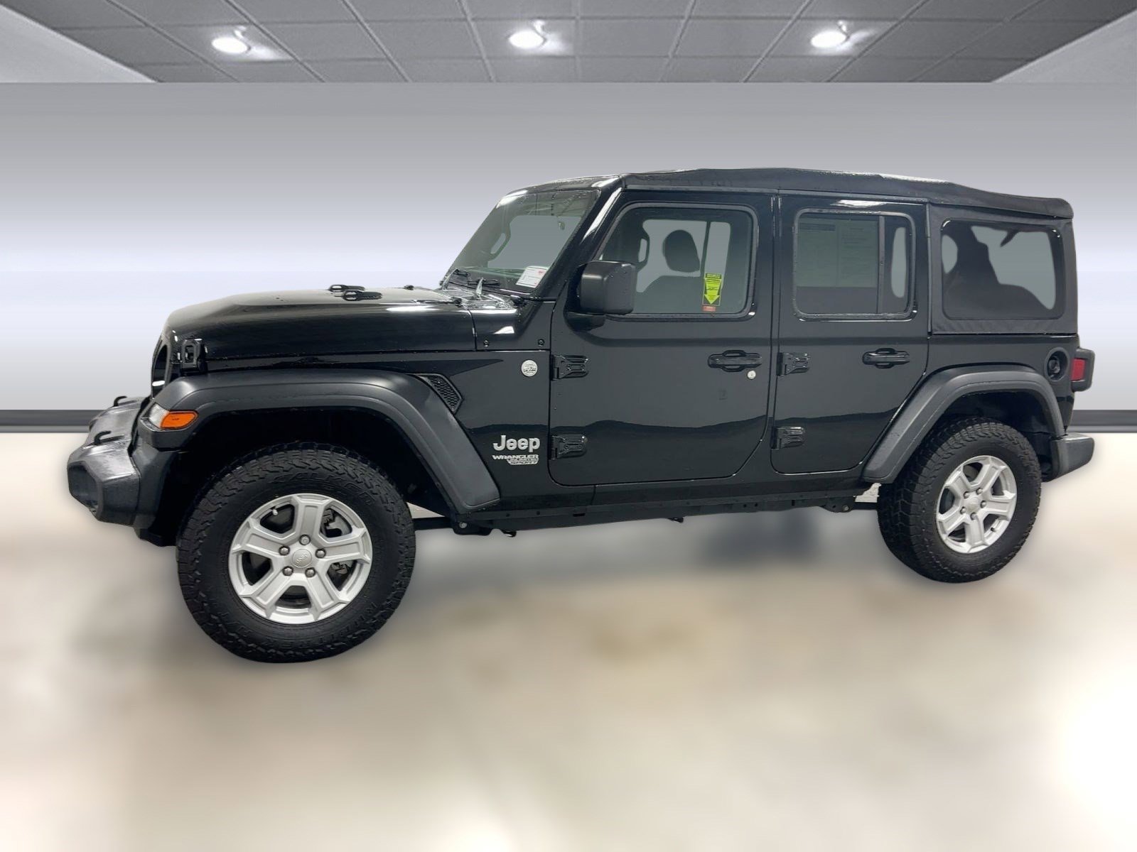 Used 2020 Jeep Wrangler Unlimited Sport image 2