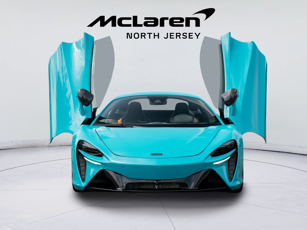 New 2025 McLaren Artura RWD image 4
