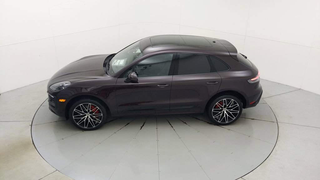 Certified 2024 Porsche Macan S AWD/4WD image 21