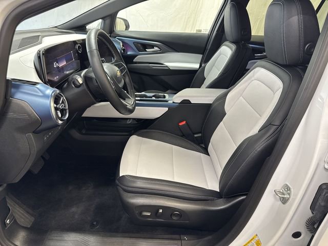 Certified 2025 Chevrolet Equinox EV LT FWD image 10