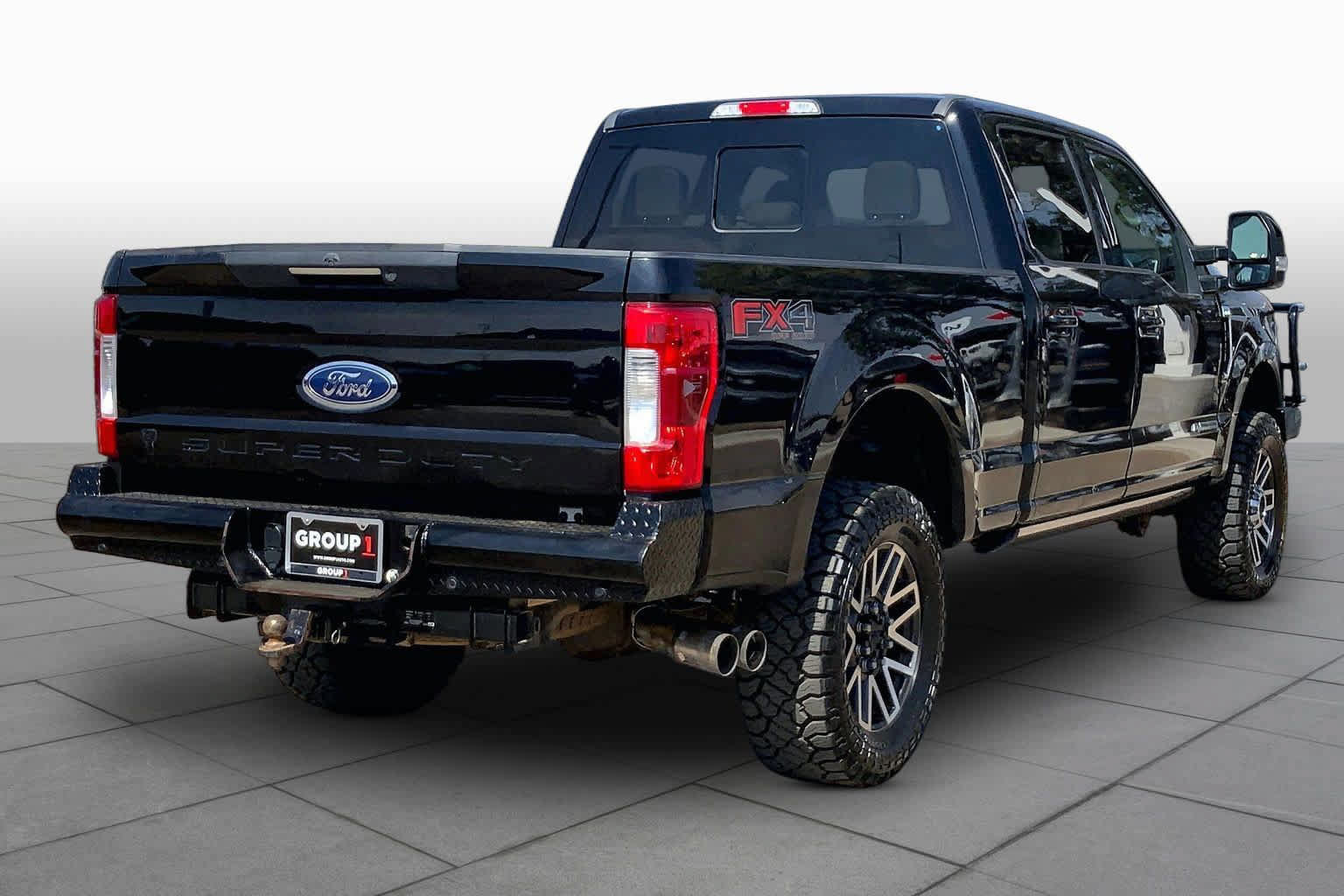 Used 2018 Ford F250 Lariat w/ Lariat Ultimate Package AWD/4WD image 13