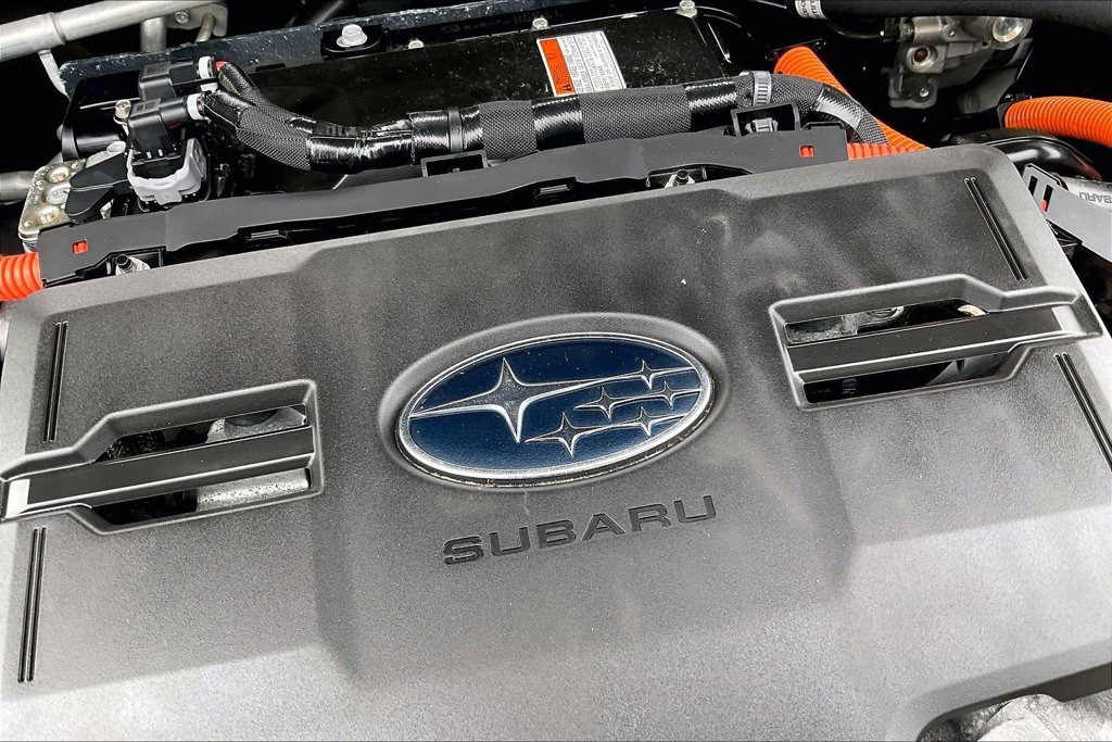 Used 2025 Subaru Forester Limited AWD/4WD image 33