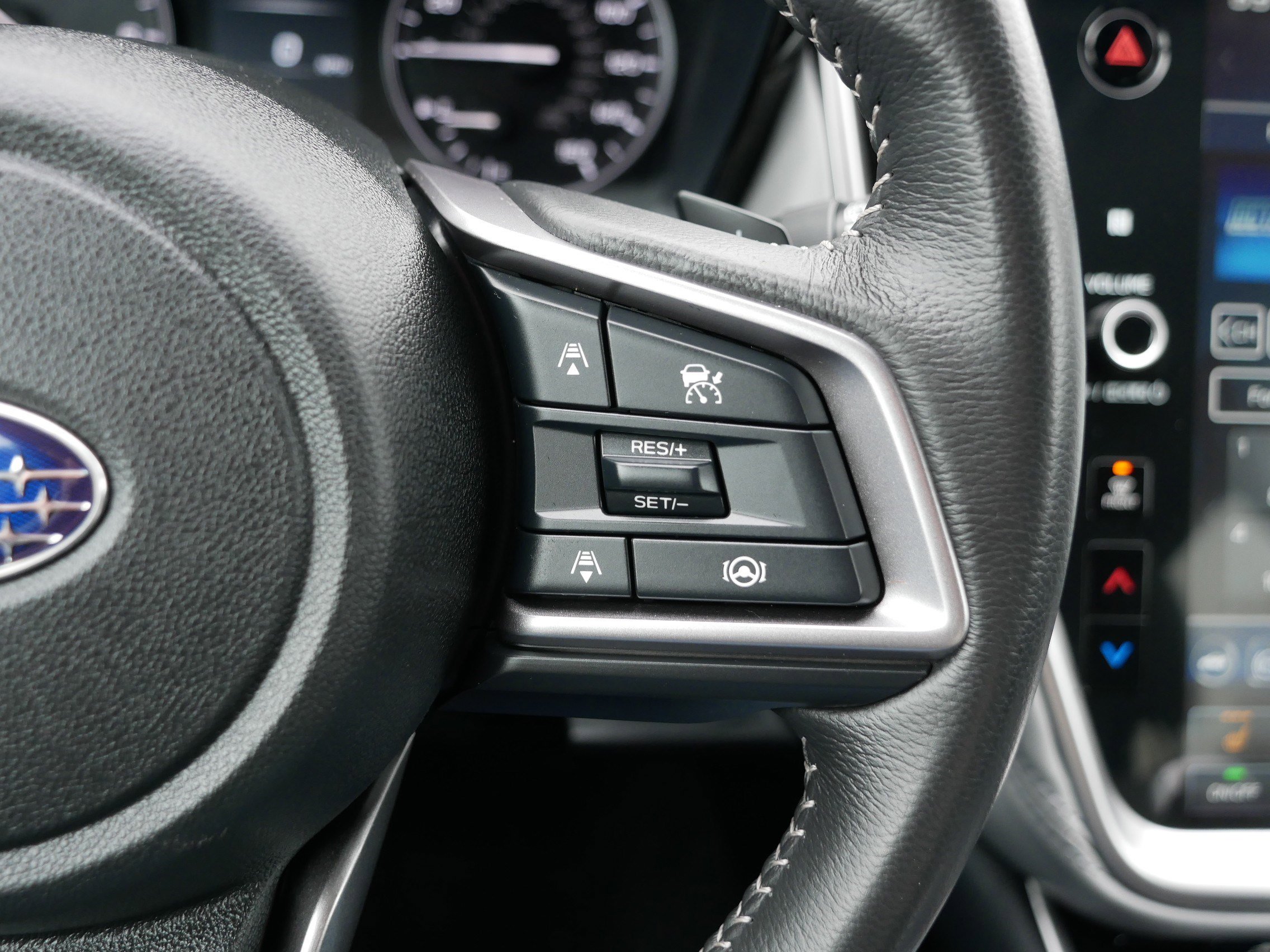 Used 2025 Subaru Outback Premium image 30