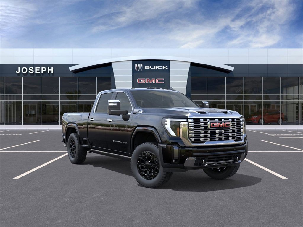New 2025 GMC Sierra 3500 Denali w/ Technology Package