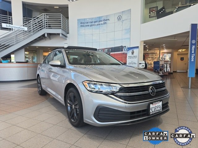 Used 2022 Volkswagen Jetta SE