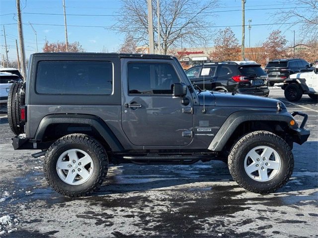 Used 2018 Jeep Wrangler Sport image 2