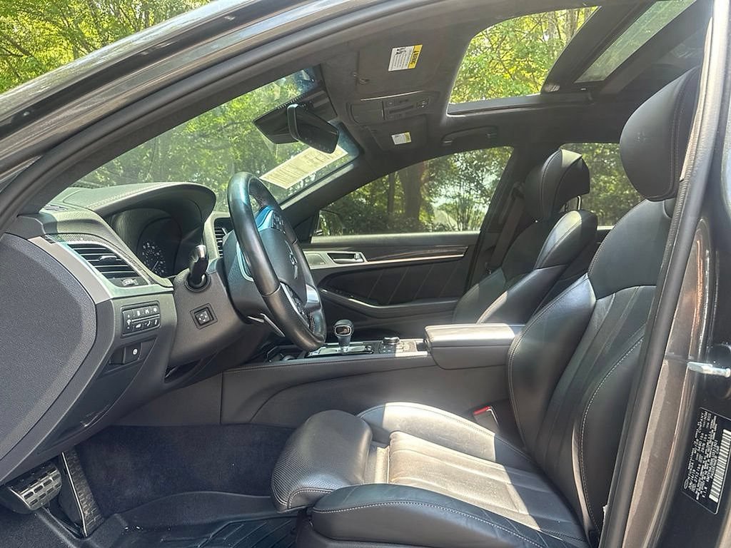 Used 2020 Genesis G80 3.3T Sport RWD image 6