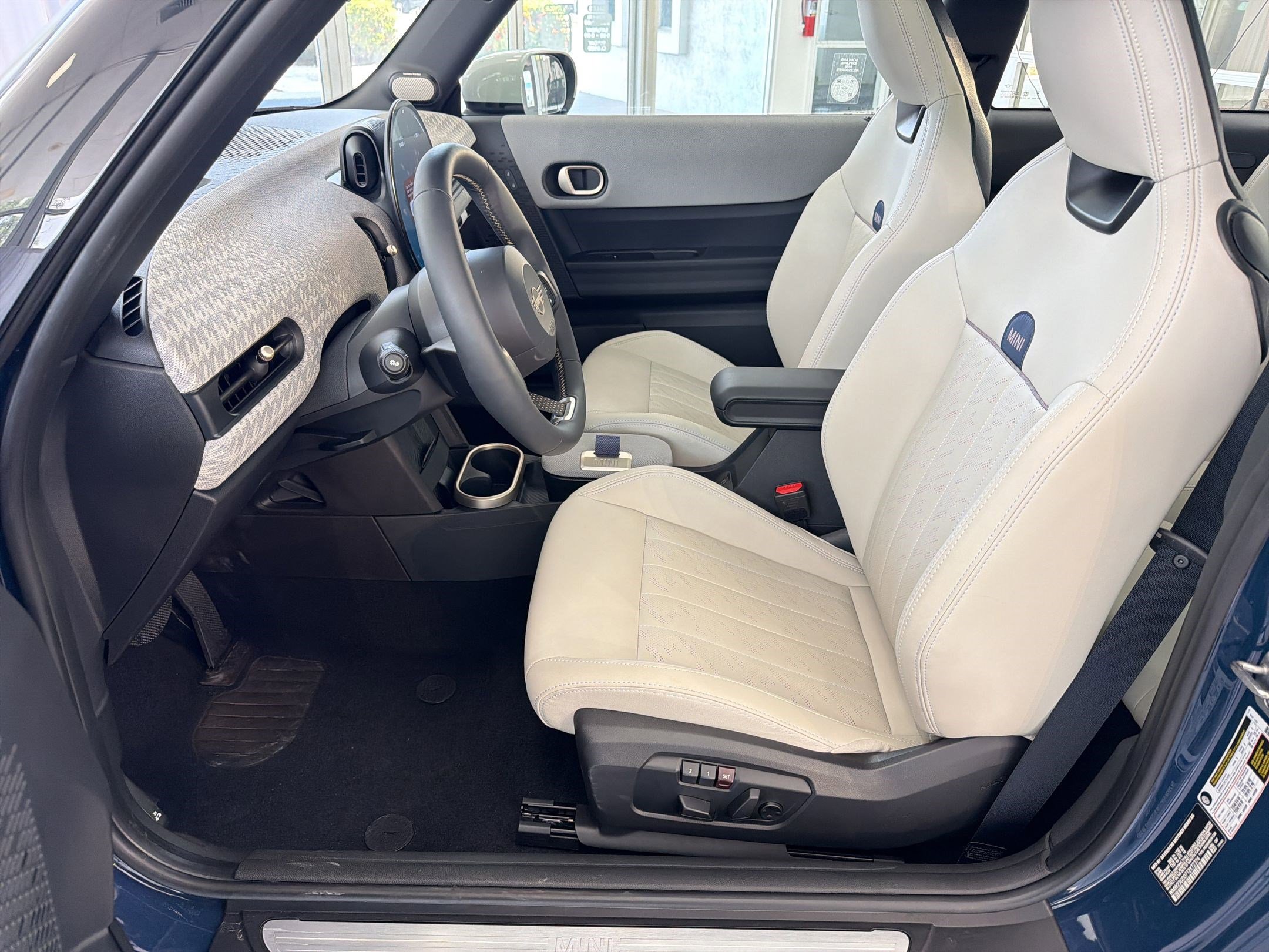 Certified 2026 MINI Cooper S FWD image 5