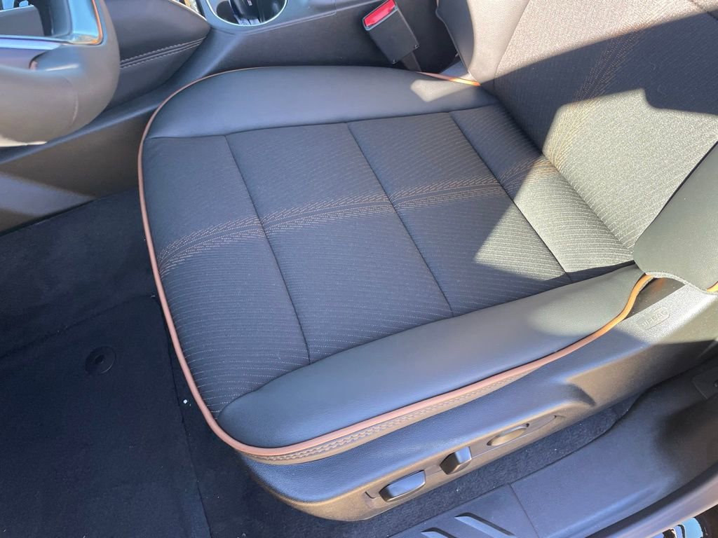 New 2026 GMC Canyon AT4 w/ Nightfall Edition image 23